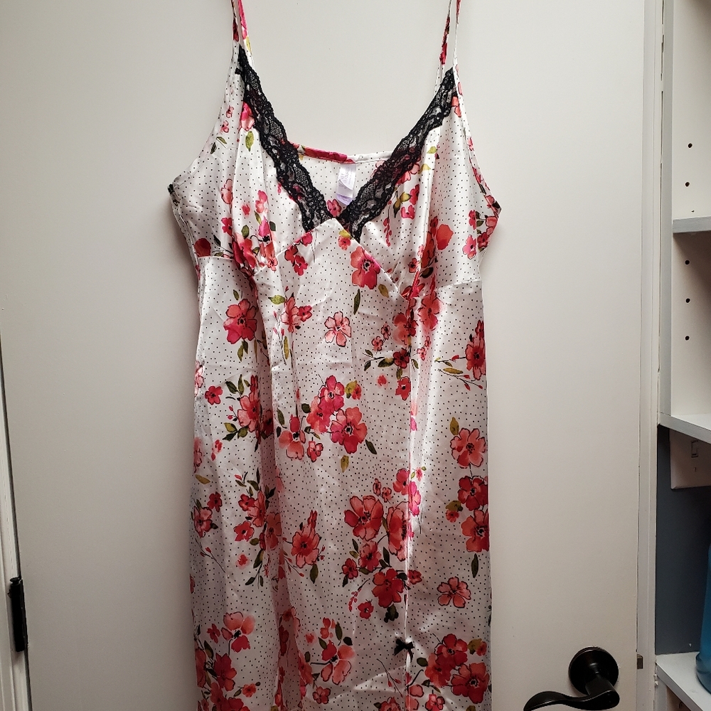 Nightgown